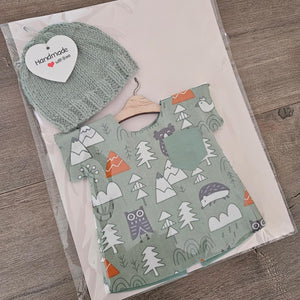 Handmade Premmie Gown & Beanie - 1.2kg 'Boy'