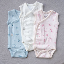 Load image into Gallery viewer, Earlybirds Isolette Suit - Ivory AOP