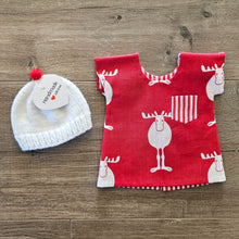 Load image into Gallery viewer, Handmade Premmie &quot;Christmas&quot; Gown &amp; Beanie - 2kg &#39;Boy&#39;