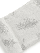 Load image into Gallery viewer, Pure Baby Essentials Feather Blanket